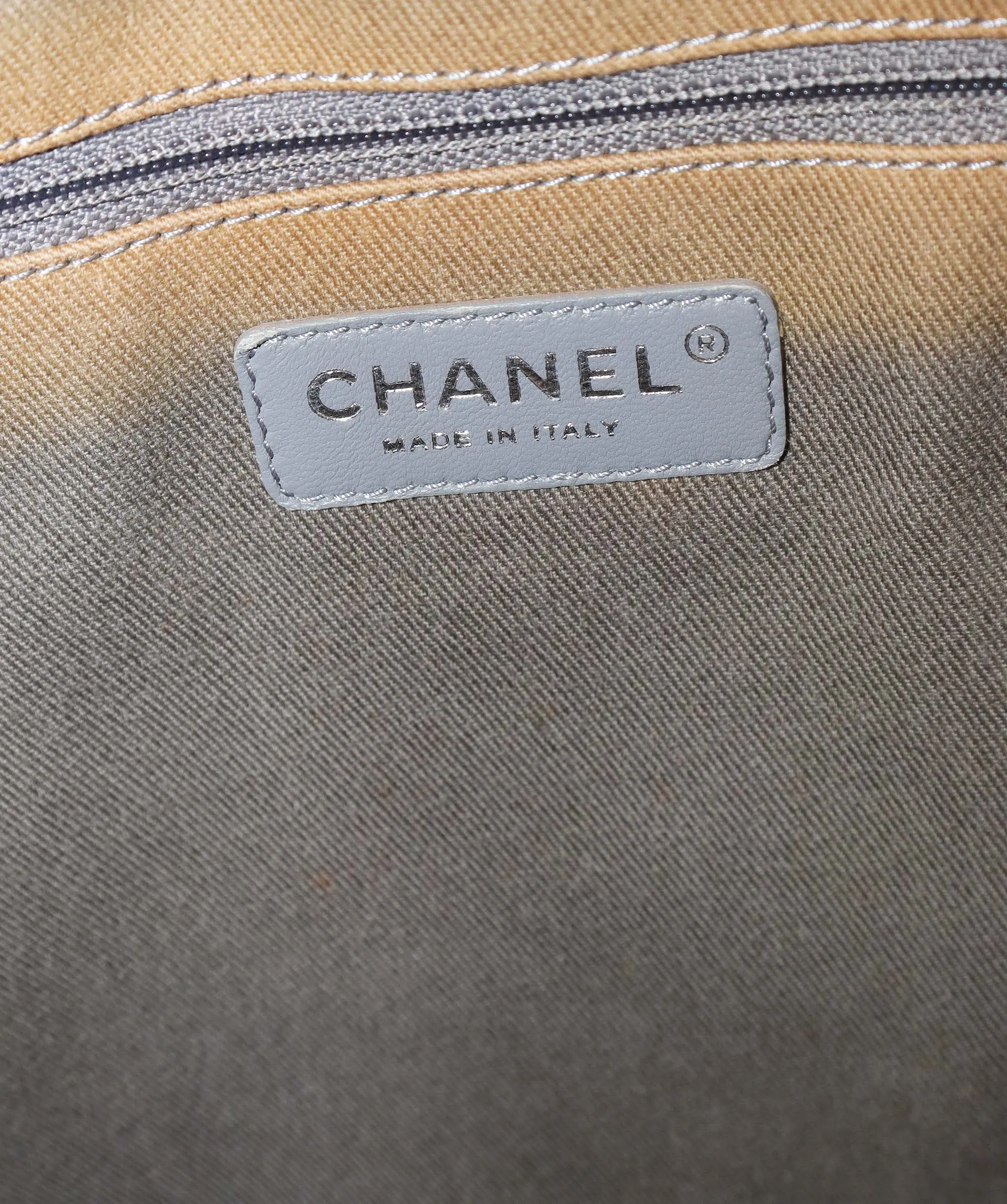 CHANEL Graffiti Bricolage Tote Bag A92317  DXBS0583