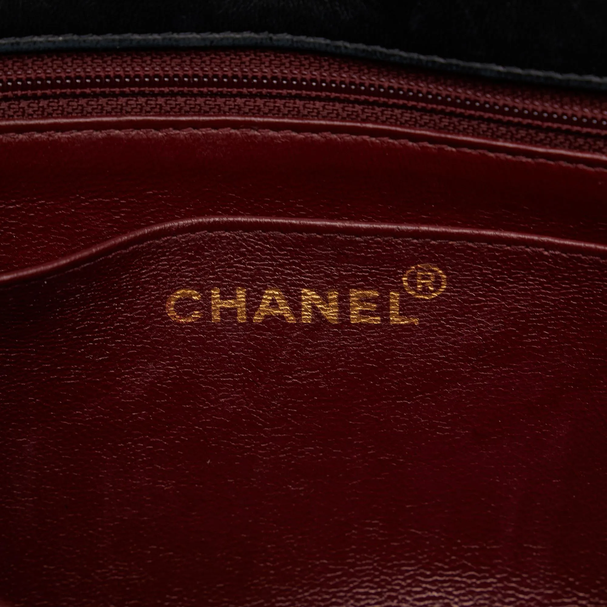 Chanel Lambskin Vertical Border Flap (SHG-yQHgIP)