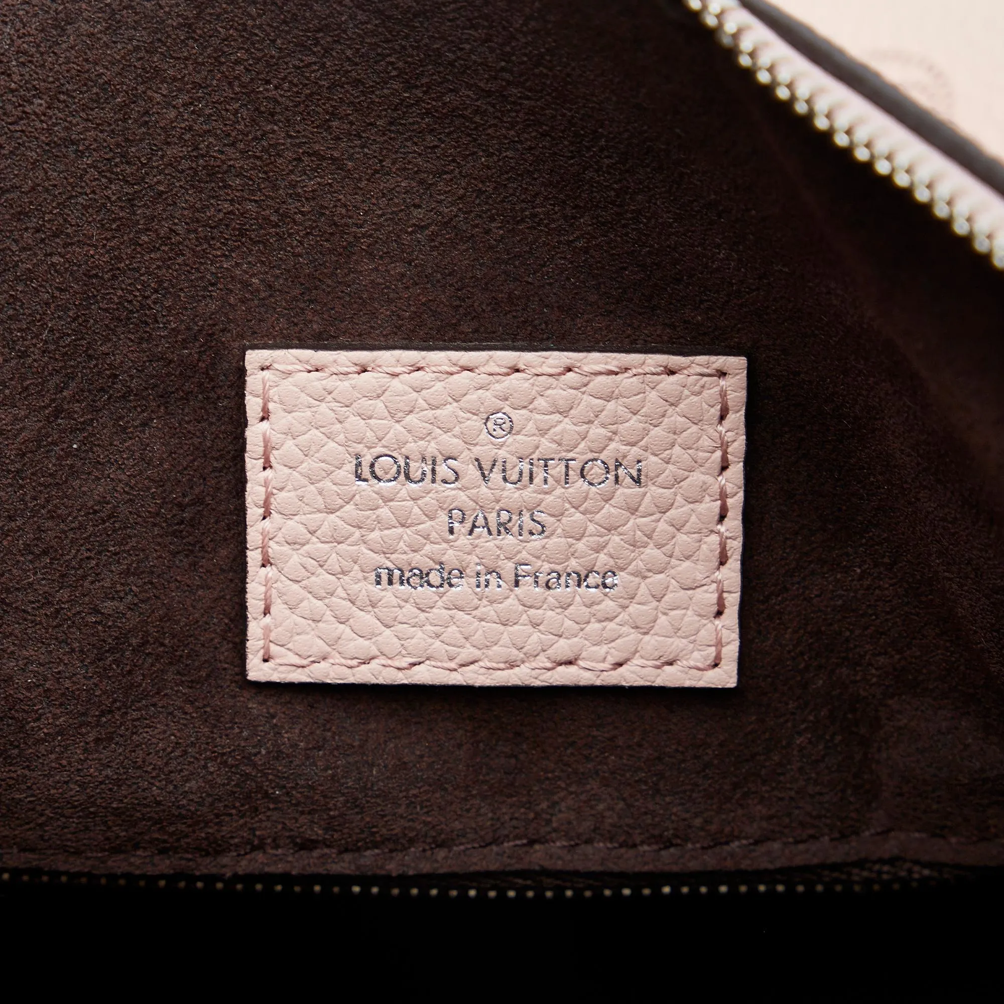 Louis Vuitton Monogram Mahina Babylone Chain BB (SHG-GUzqwC)