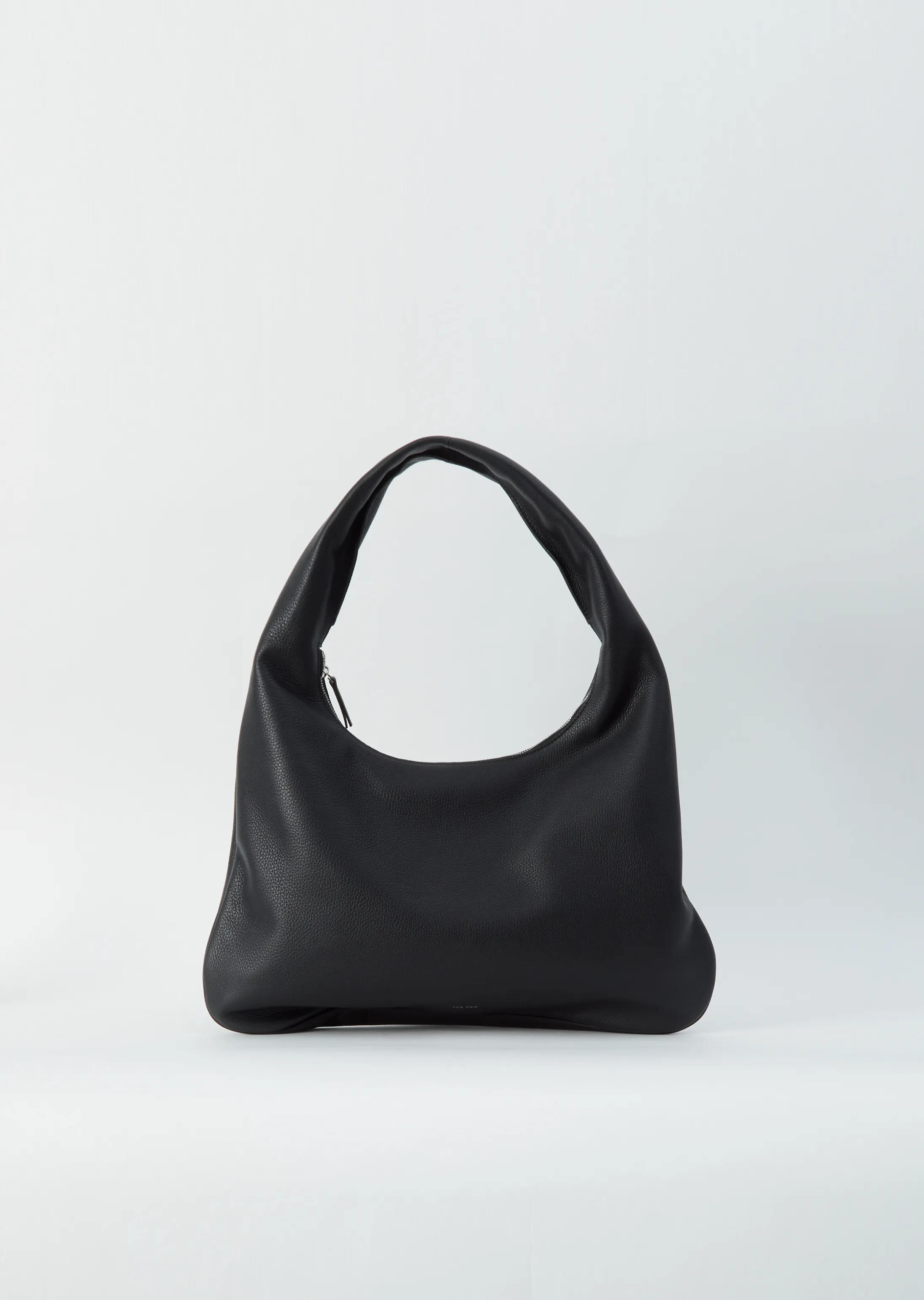 Medium Everyday Shoulder — Black