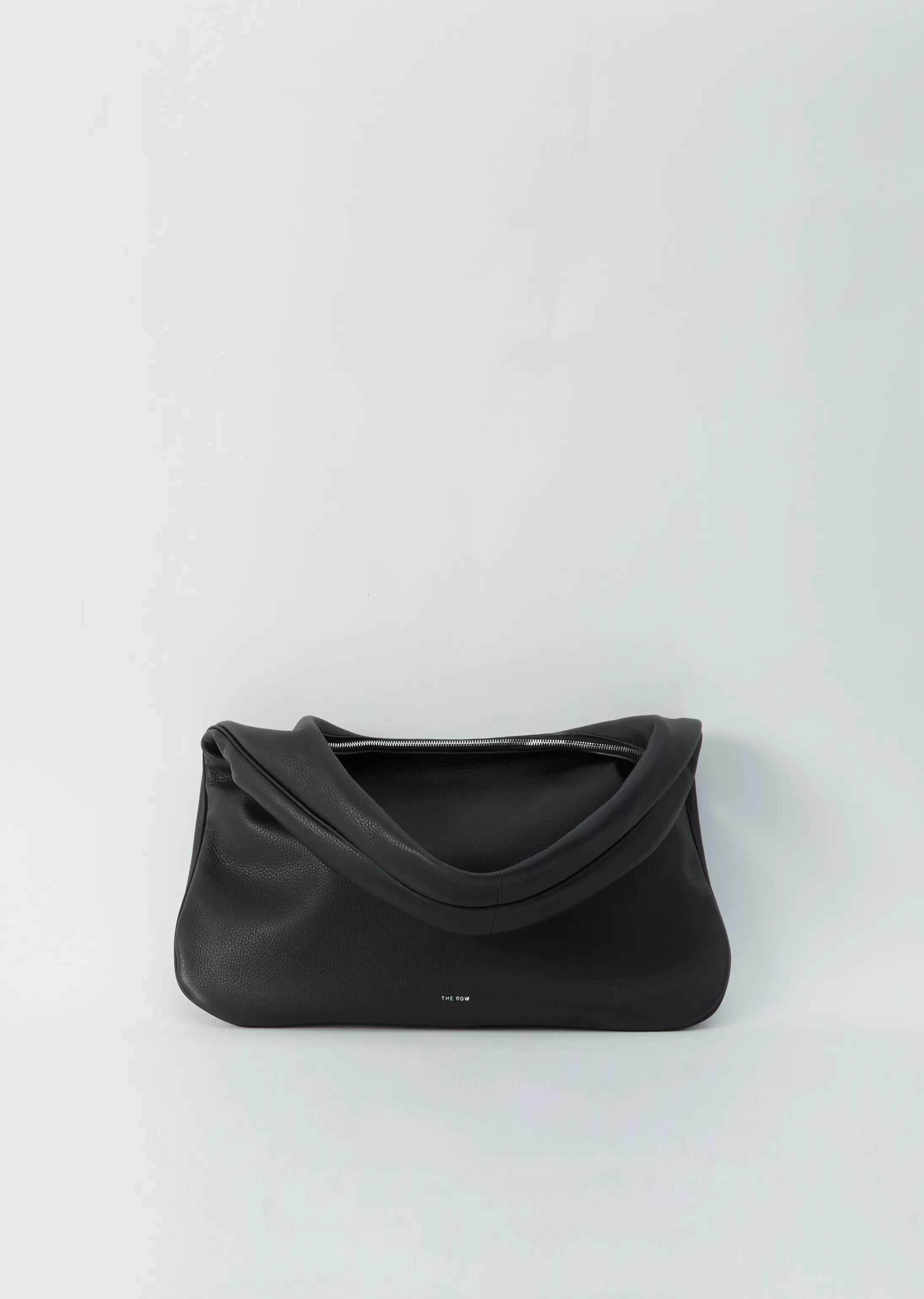 Medium Everyday Shoulder — Black