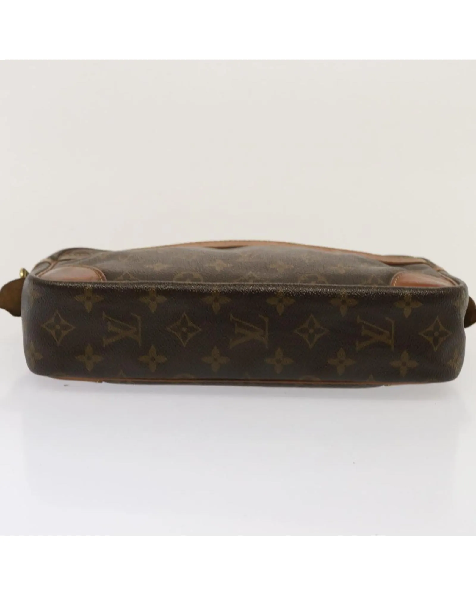 Monogram Canvas Clutch Bag with Accessories - Pre-owned