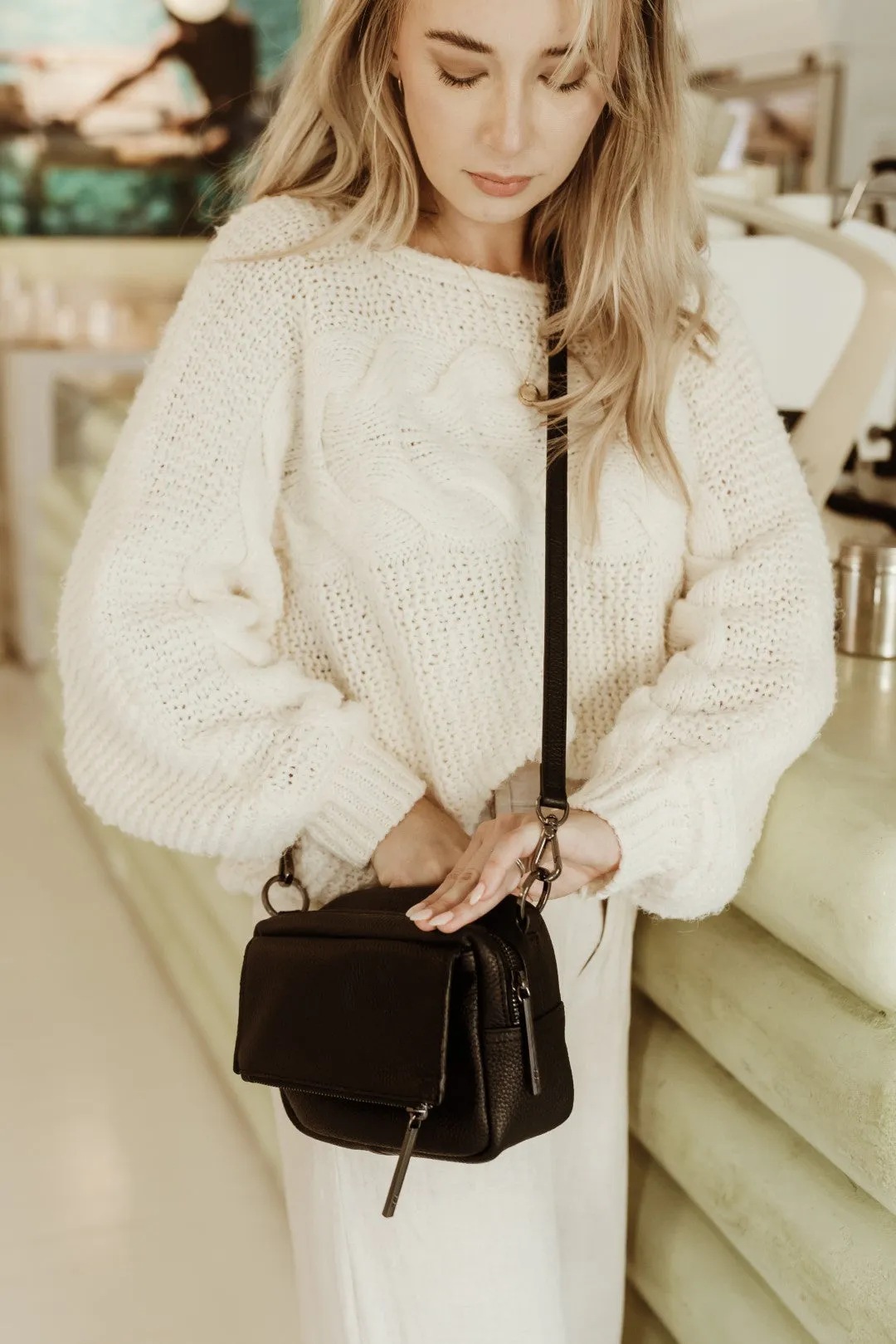 OiOi Playground Cross Body - Jet