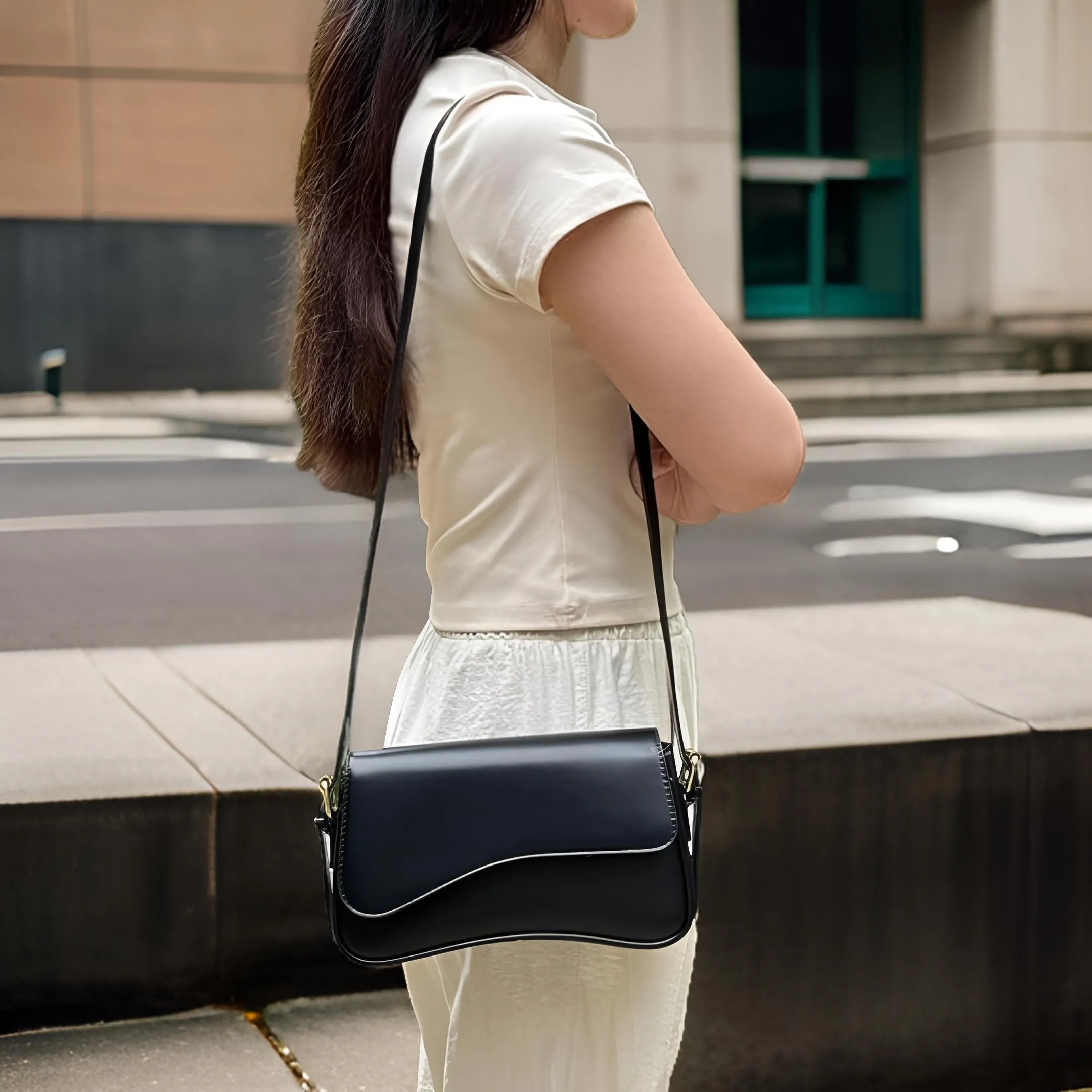 The Yennie Shoulder Bag